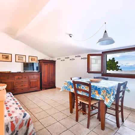 Cotoncello In Posizione Panoramica - Goelba Apartment *