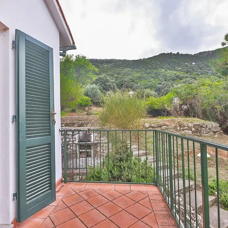 Cotoncello In Posizione Panoramica - Goelba Apartment